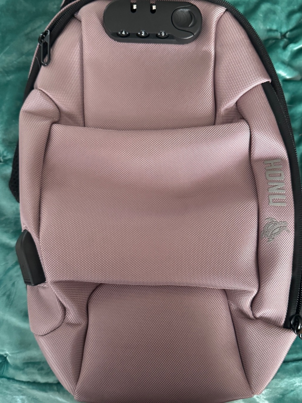HONU Anti-Theft Sling Backpack Crossbody Bag RFID USB Charging Port Rose Mauve